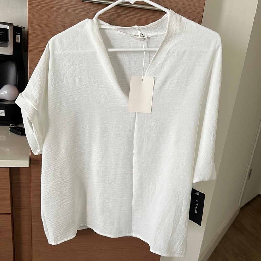 Olivia Gray White Textured Blouse